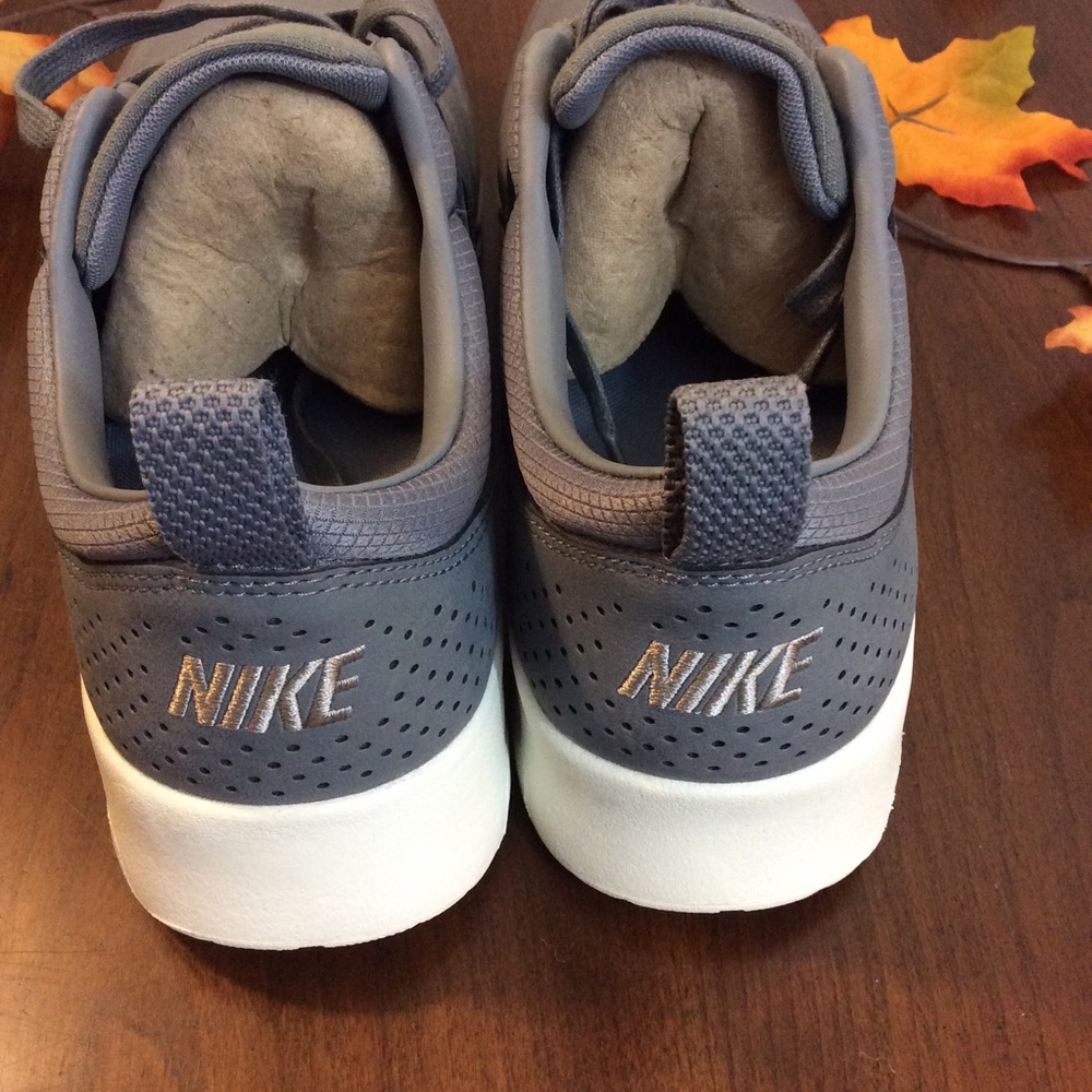 NEW NWT Air Max Thea PRM - Picture 5 of 6